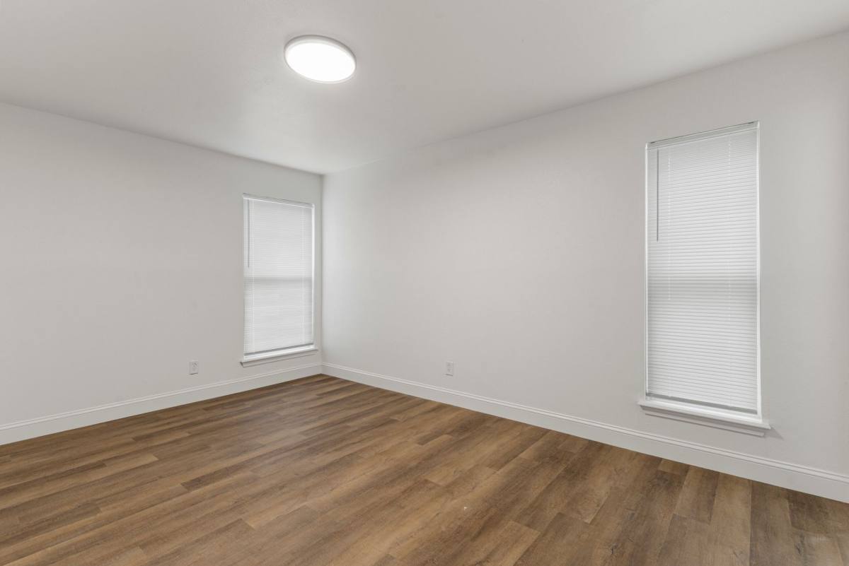 Apartment for rent at 758 Plaza Dr, Jenks, OK 74037