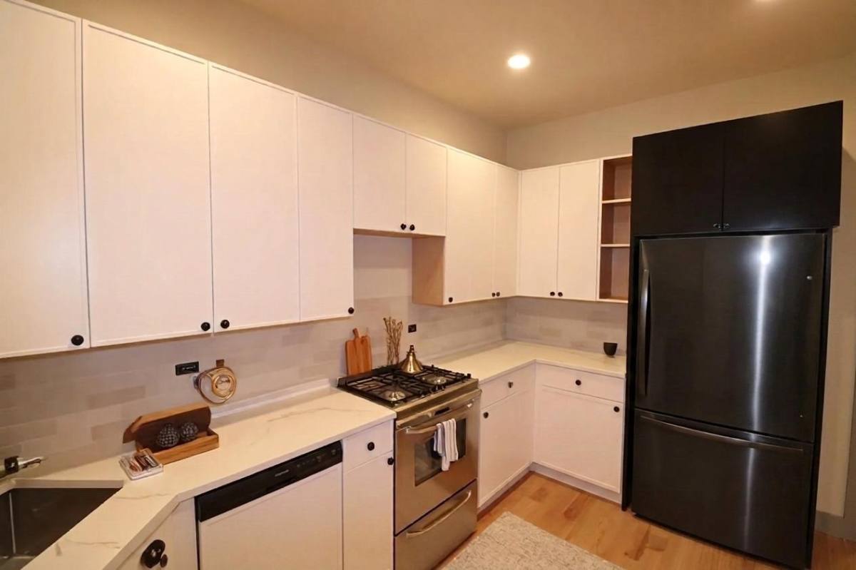 Apartment for rent at 2101 W Evergreen, Chicago, IL 60622