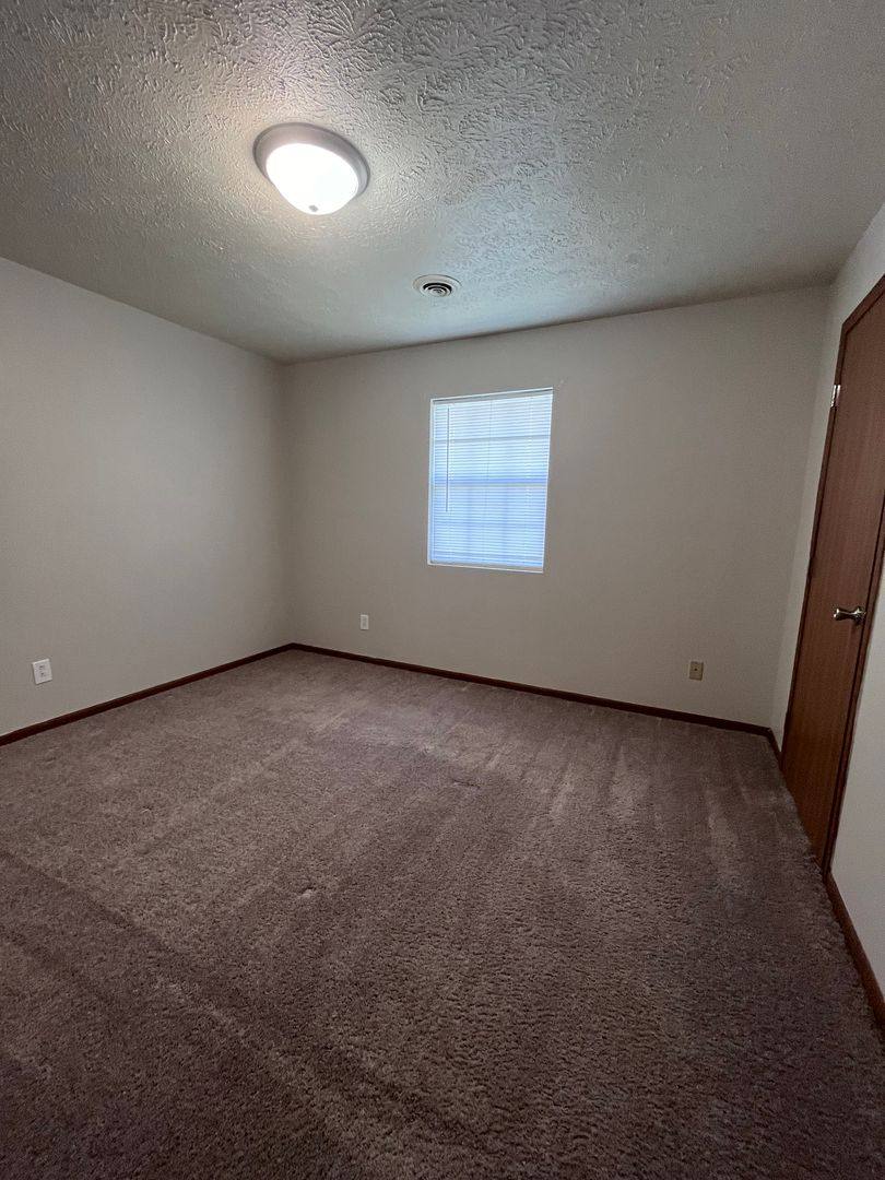Apartment for rent at 801 E Springhill Dr, Terre Haute, IN 47802
