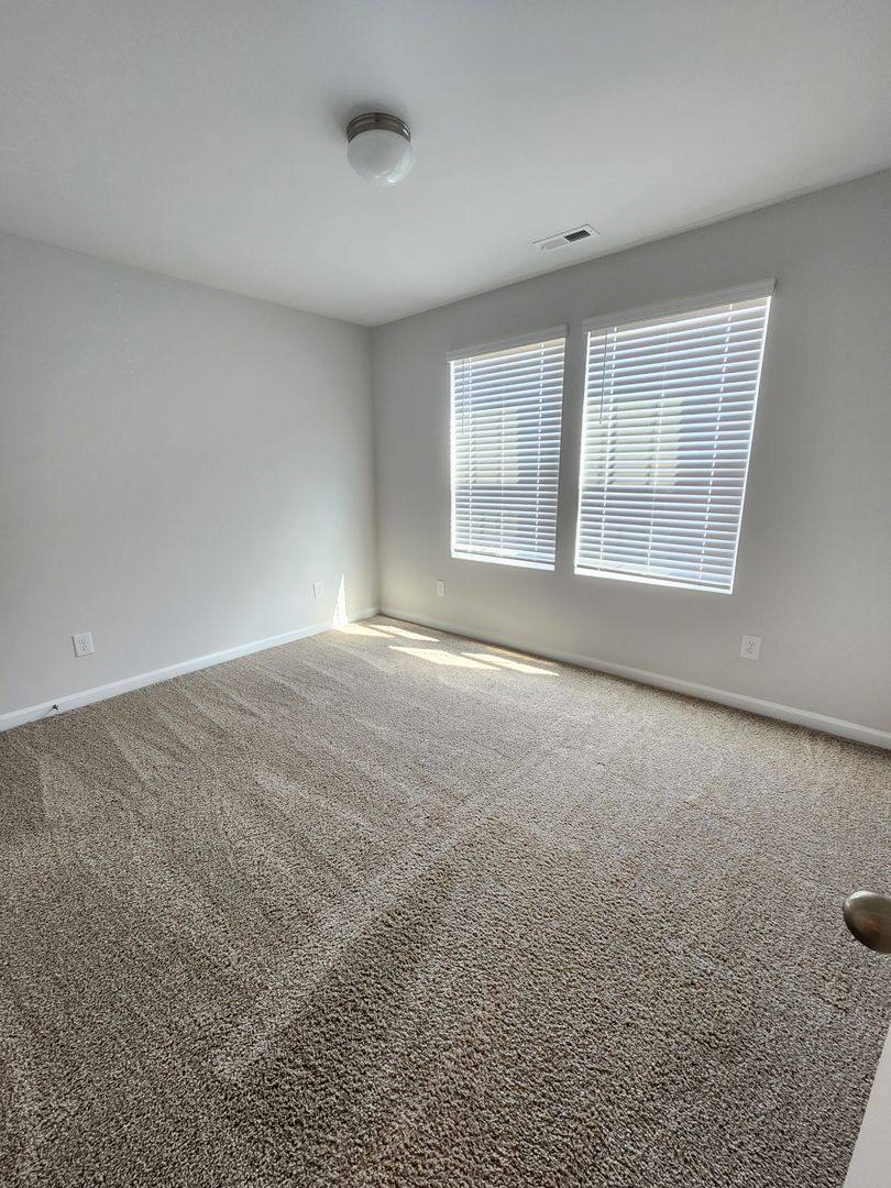 House for rent at 925 Sapphire Stone Lane, Hope Mills, NC 28348