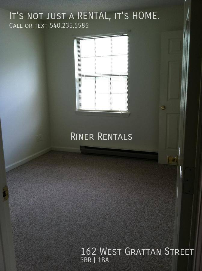 Apartment for rent at 162 W Grattan St, Harrisonburg, VA 22801