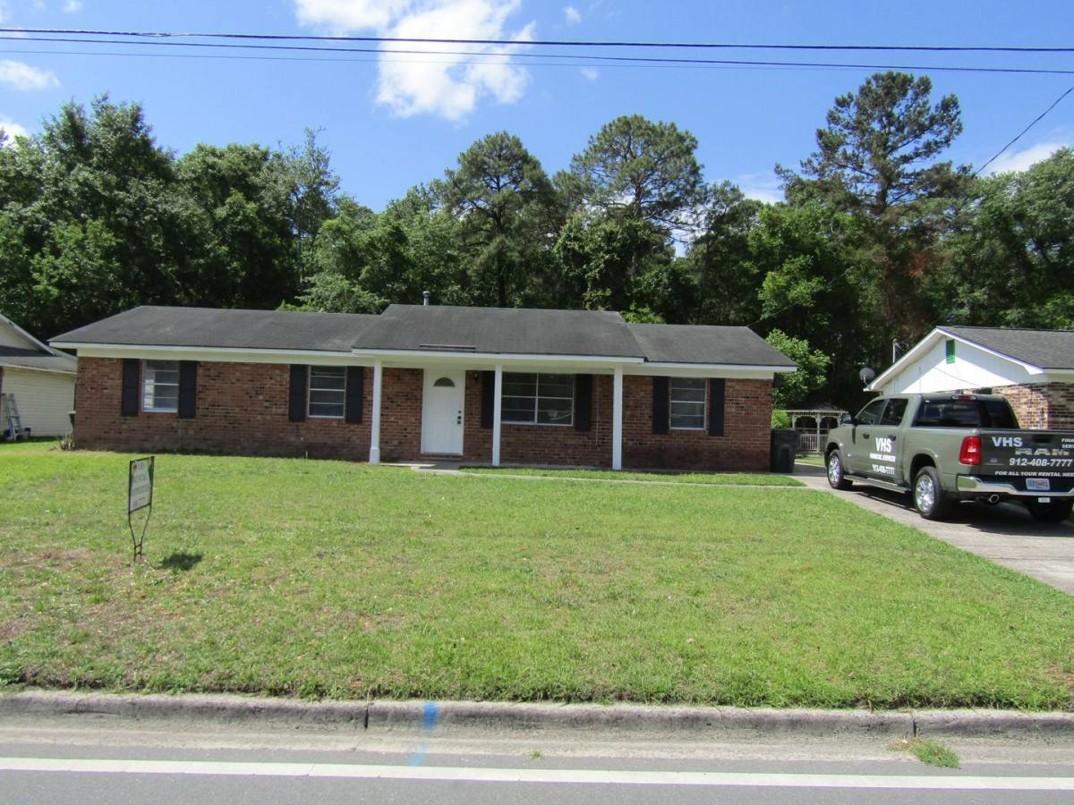 House for rent at 121 Glenn Bryant Rd, Hinesville, GA 31313