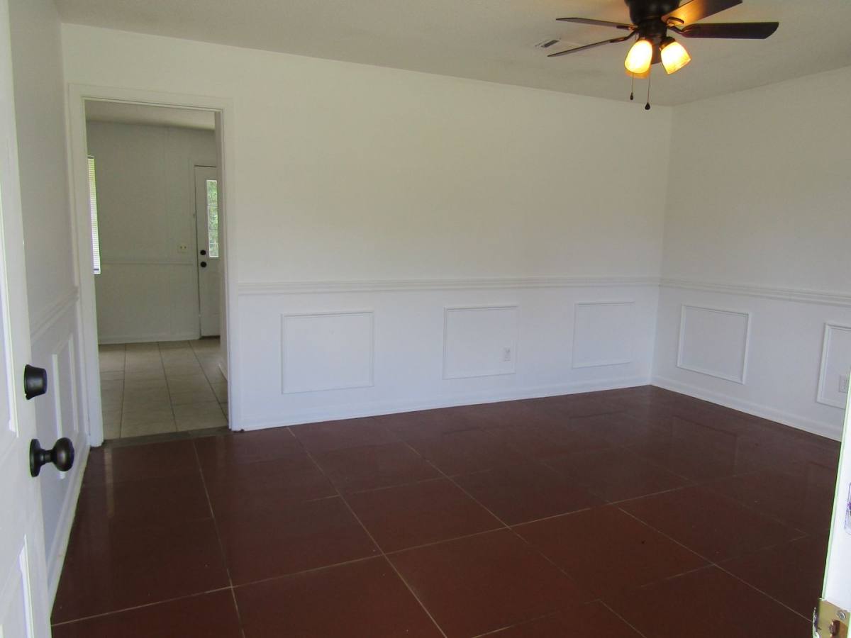 House for rent at 121 Glenn Bryant Rd, Hinesville, GA 31313