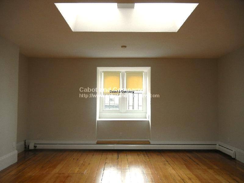 Apartment for rent at 115 Beacon St #11, Boston, MA 02116