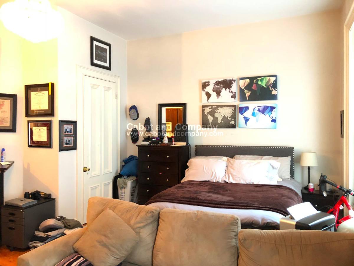 Apartment for rent at 141 Beacon St #4, Boston, MA 02116