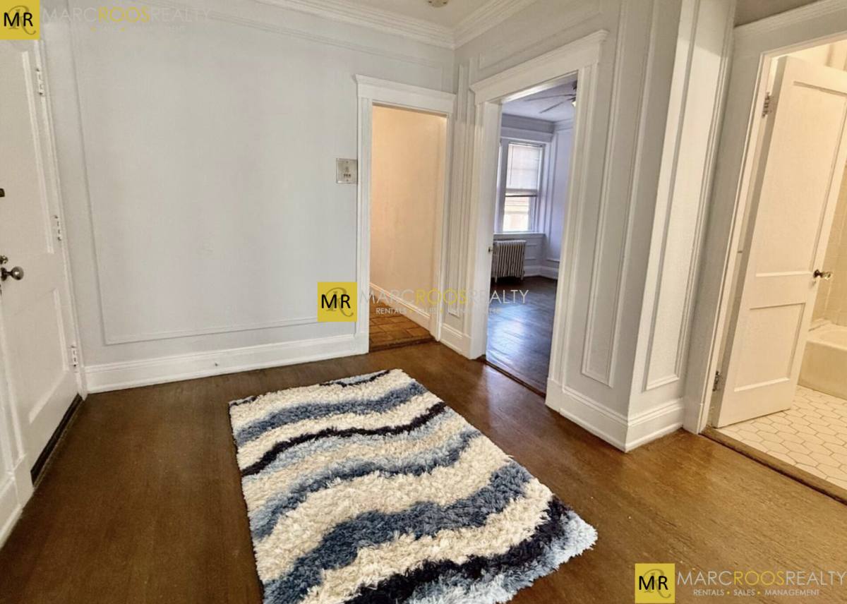 Condo for rent at 250 Commonwealth Ave #20, Boston, MA 02116