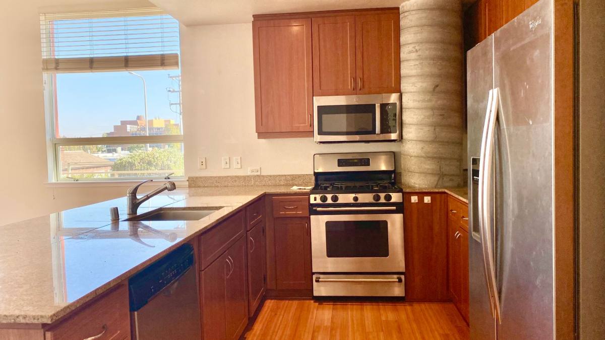 Apartment for rent at 5855 Horton St, Emeryville, CA 94608