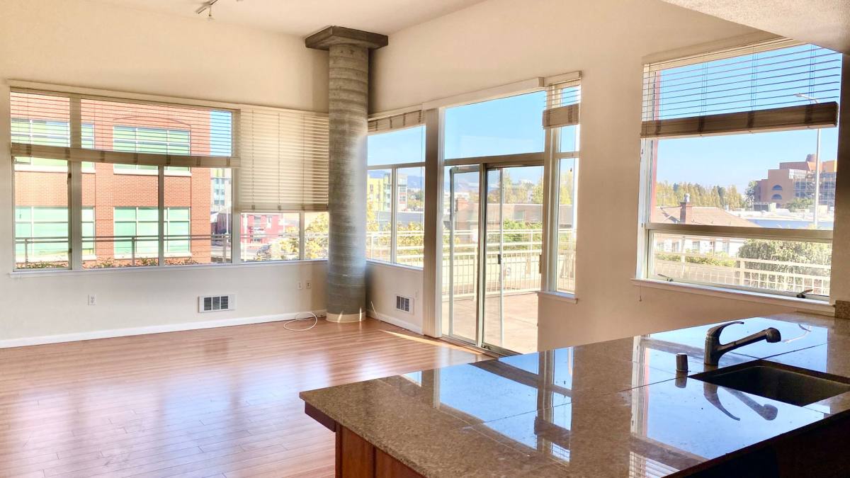 Apartment for rent at 5855 Horton St, Emeryville, CA 94608