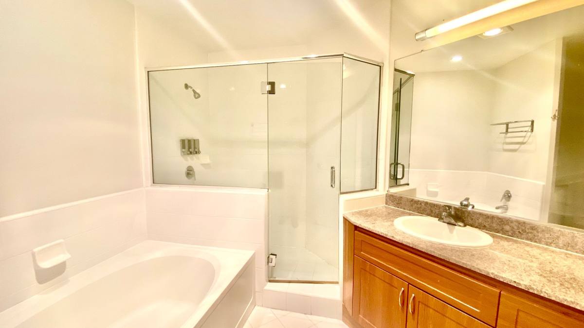 Apartment for rent at 5855 Horton St, Emeryville, CA 94608