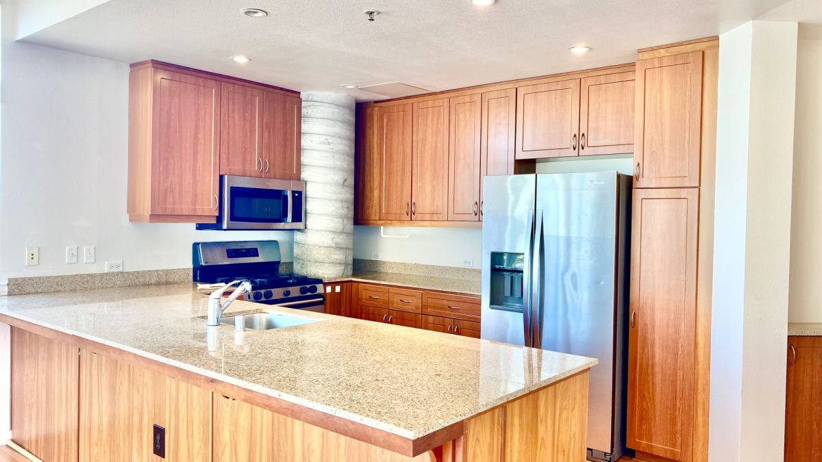 Apartment for rent at 5855 Horton St, Emeryville, CA 94608