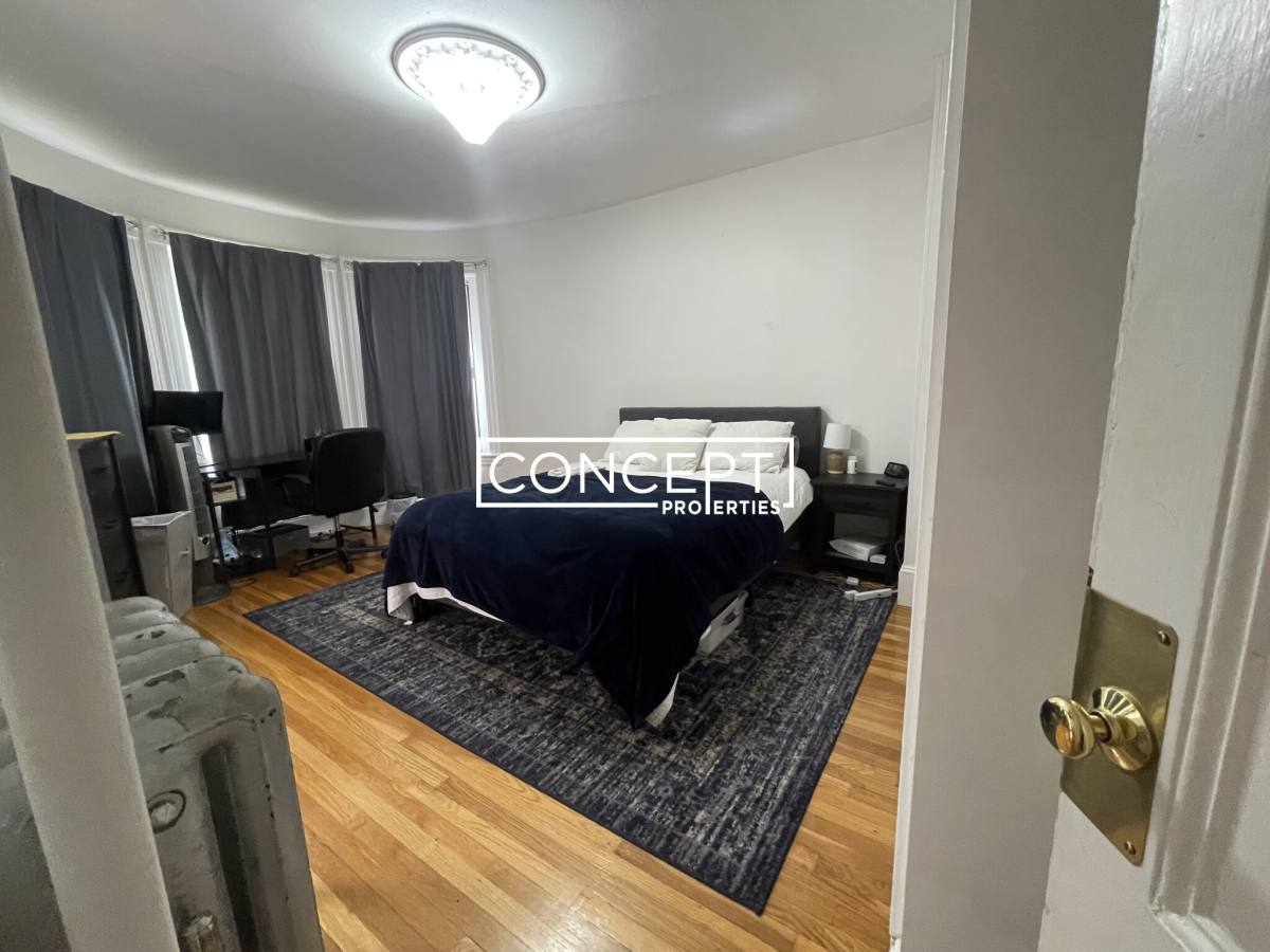 Apartment for rent at 40 Cedar St #1L, Somerville, MA 02143