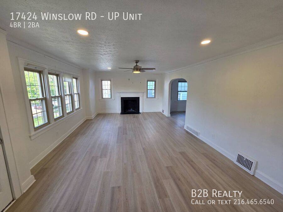 Apartment for rent at 17424 Winslow Rd #UP, Cleveland, OH 44120