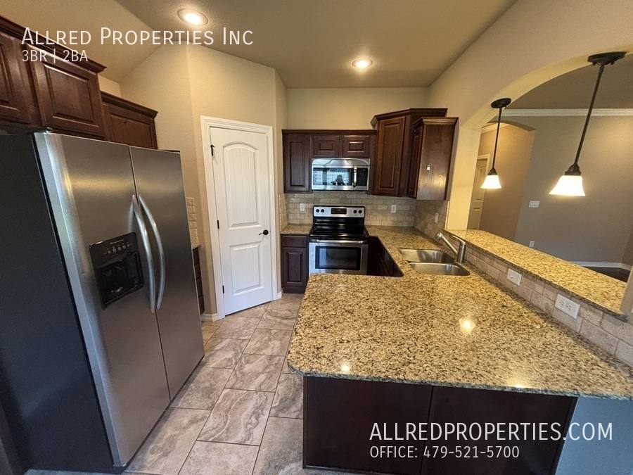 House for rent at 3556 Country Meadows, Fayetteville, AR 72704