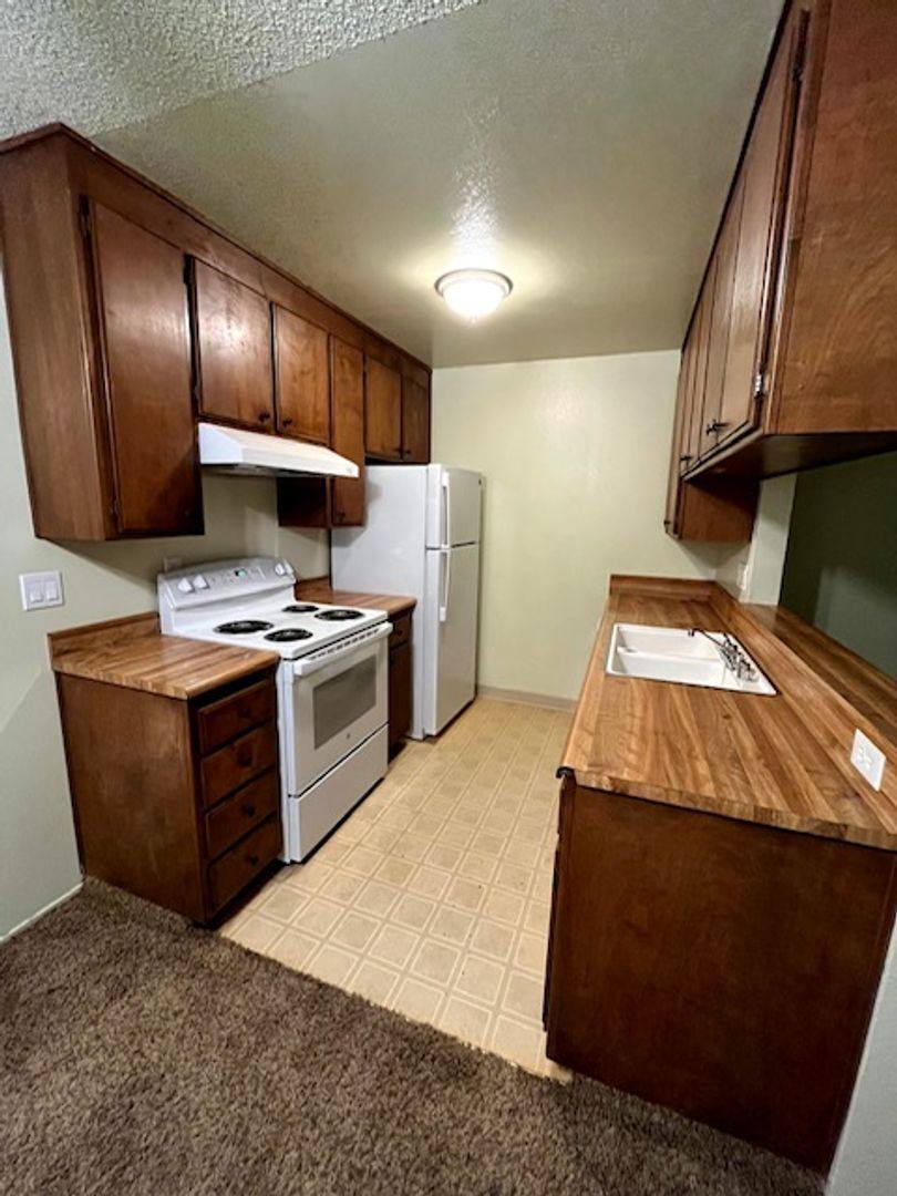 Apartment for rent at 1290 Forestwood Dr, Yuba City, CA 95993