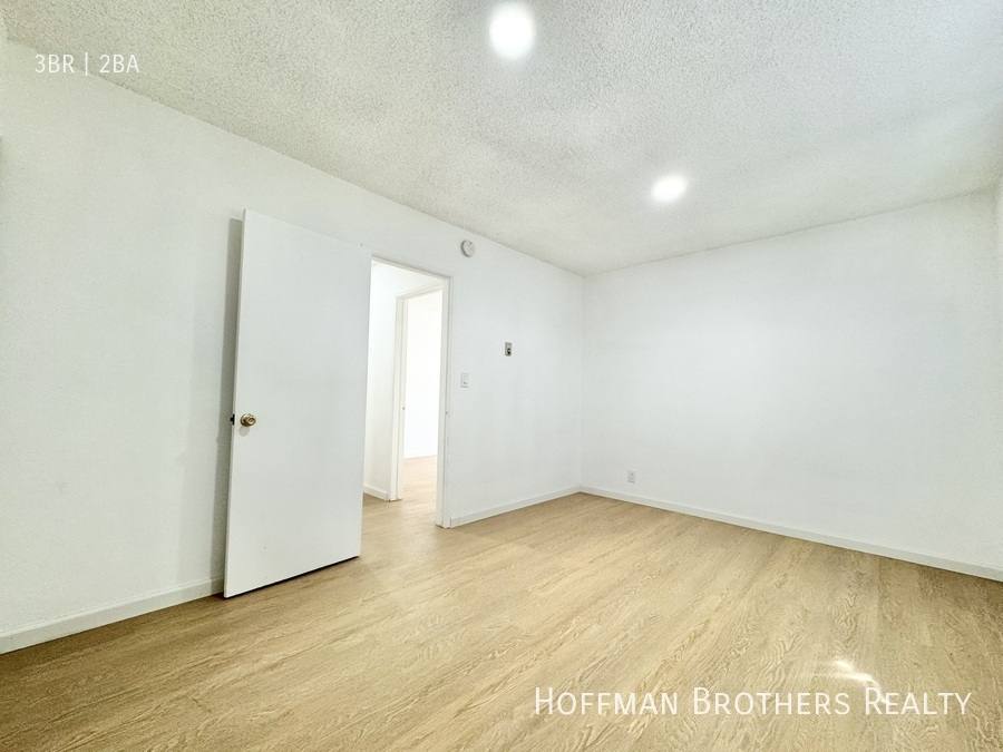 Apartment for rent at 6561 Fulton Ave #14, Van Nuys, CA 91401