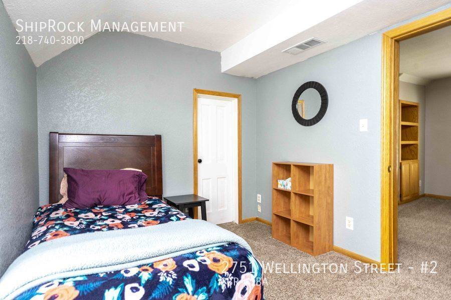 Apartment for rent at 2751 Wellington St #2, Duluth, MN 55806