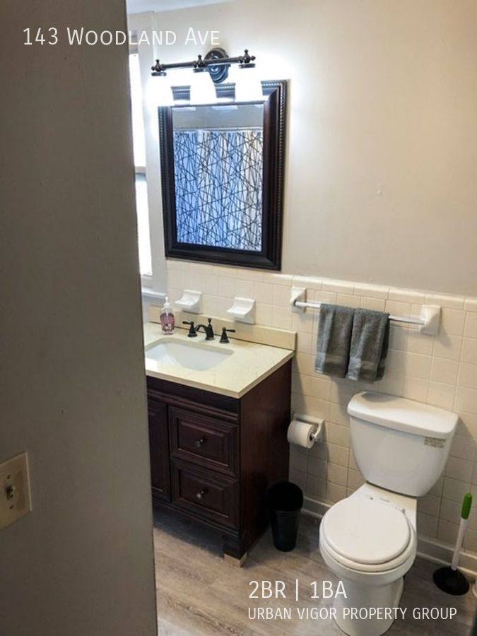 Apartment for rent at 143 Woodland Ave, Lexington, KY 40502