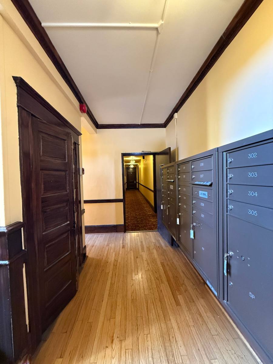 Apartment for rent at 2190 W Burnside, Portland, OR 97210