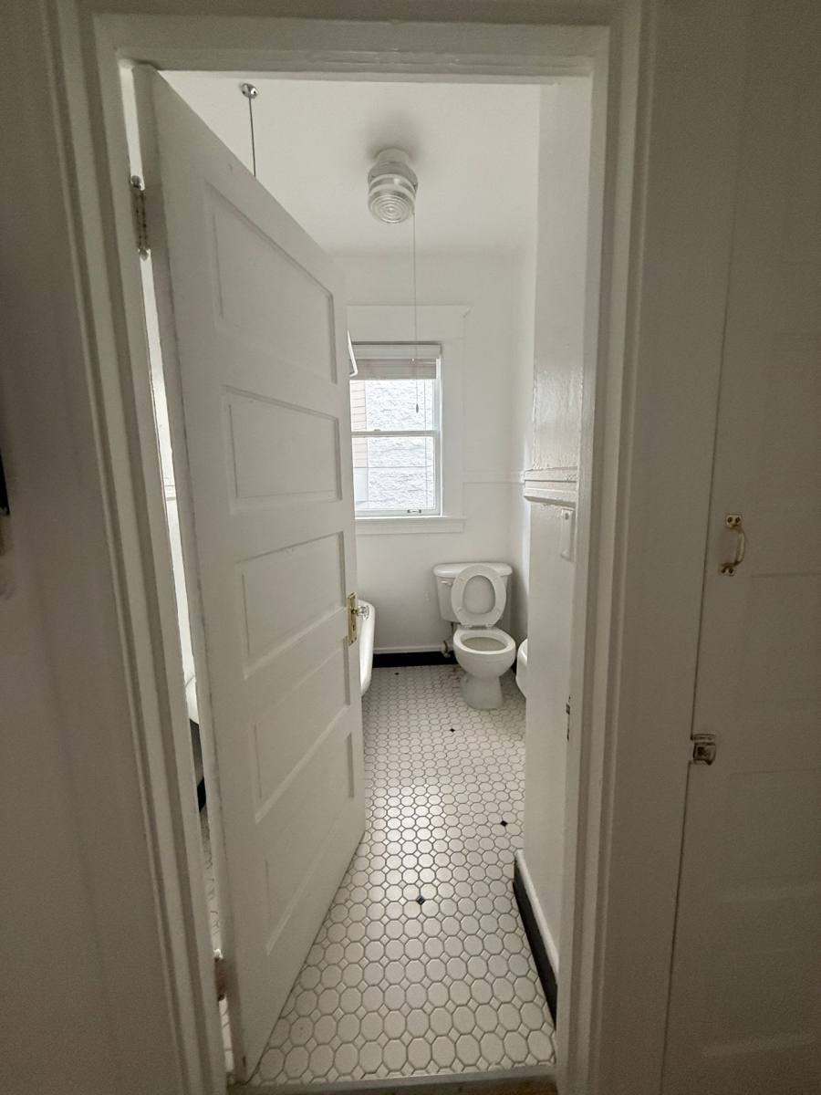 Apartment for rent at 2190 W Burnside, Portland, OR 97210