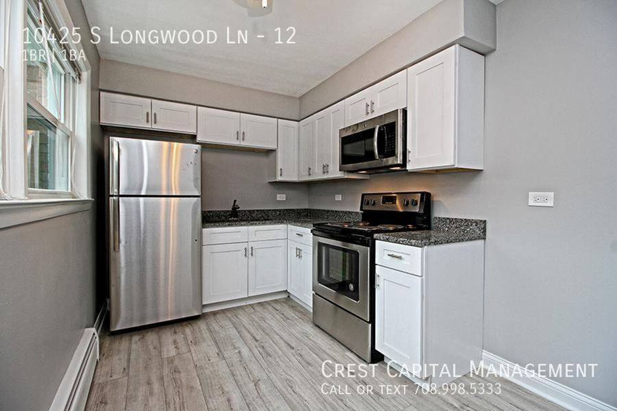 Apartment for rent at 10435 S Longwood Lane #6, Oak Lawn, IL 60453