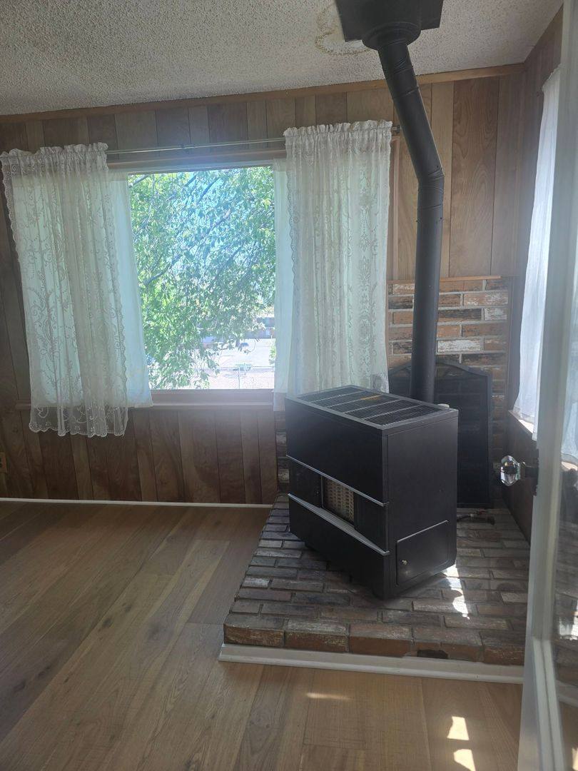 House for rent at 70 Pine St, Klamath Falls, OR 97601