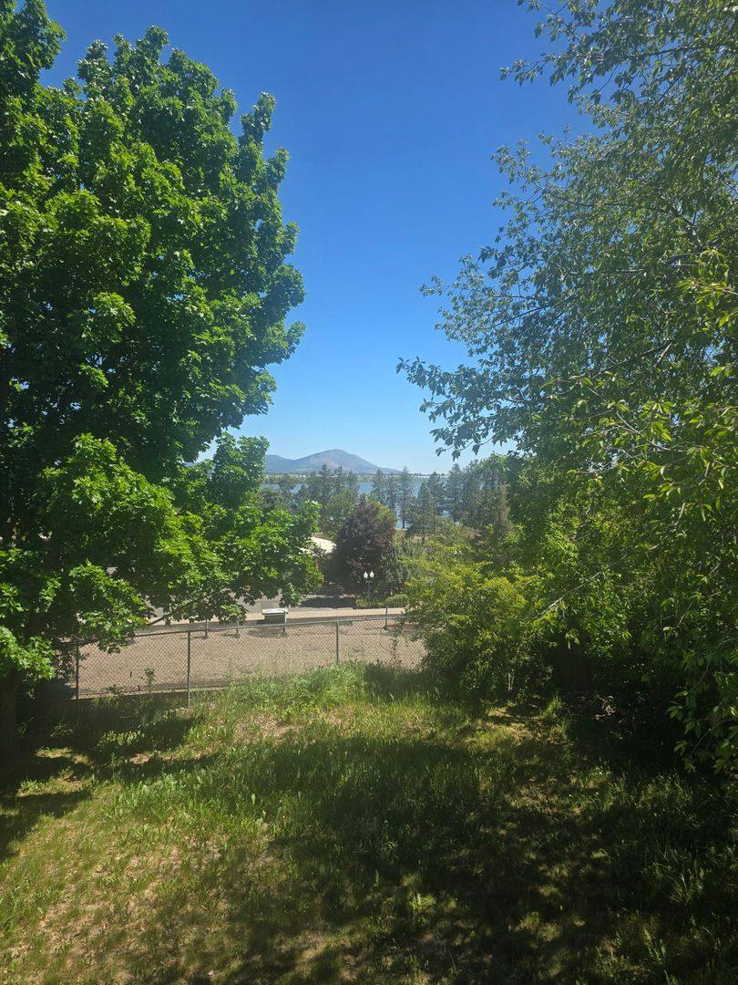 House for rent at 70 Pine St, Klamath Falls, OR 97601
