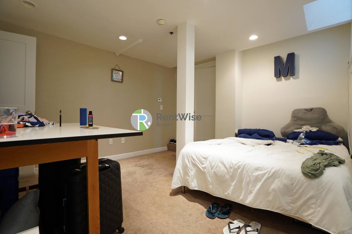 Apartment for rent at 1302 Commonwealth Ave #B, Allston, MA 02134
