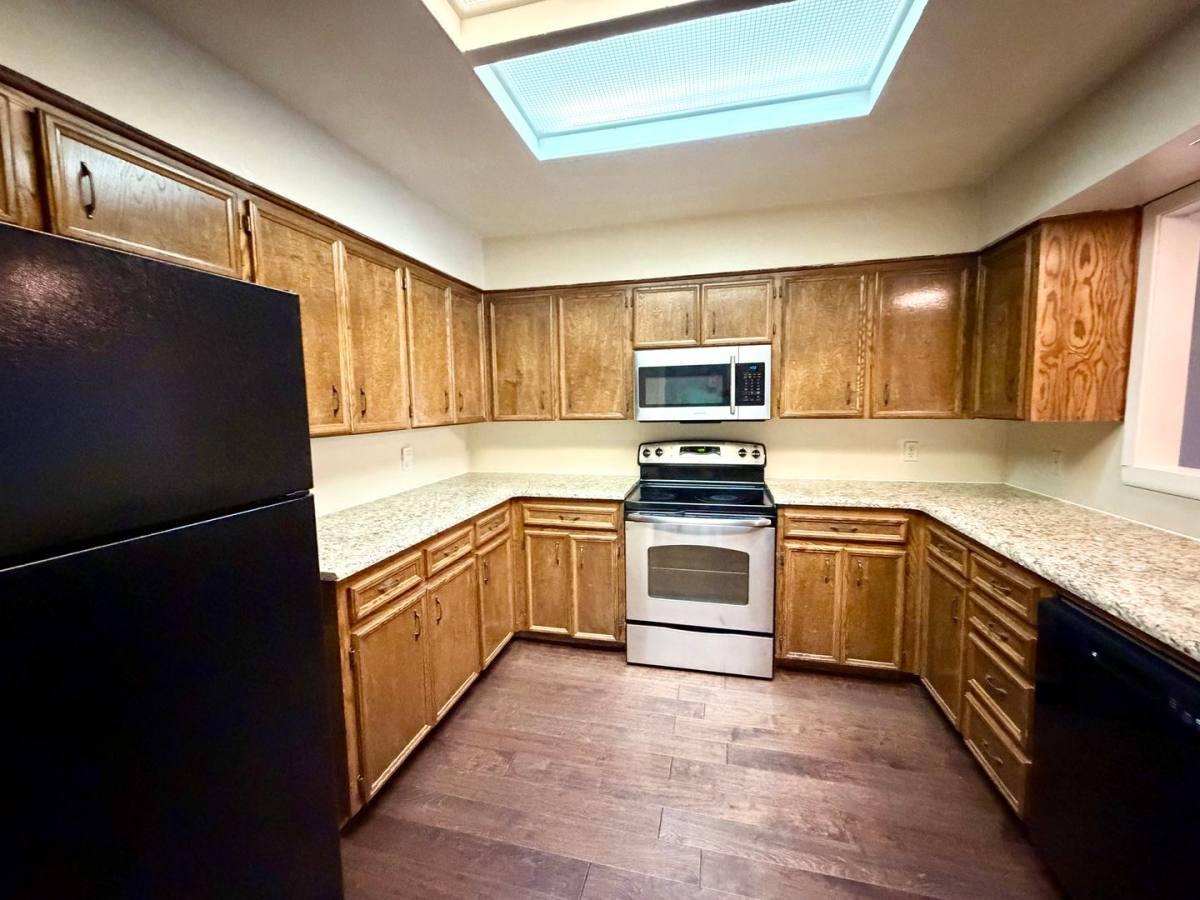 Townhouse for rent at 2802 Stewart Dr, Waco, TX 76708