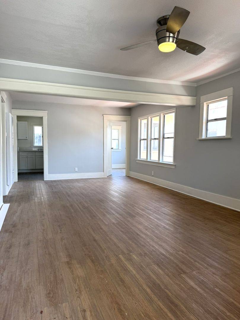 Apartment for rent at 1530 & 1532 S Gaffey St, San Pedro, CA 90731