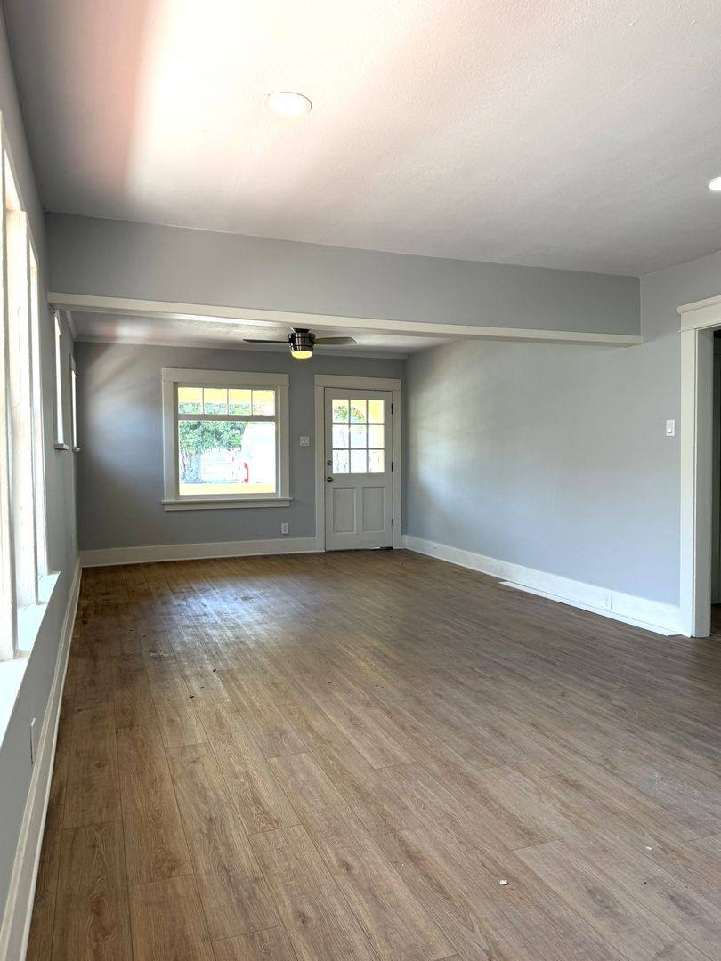 Apartment for rent at 1530 & 1532 S Gaffey St, San Pedro, CA 90731