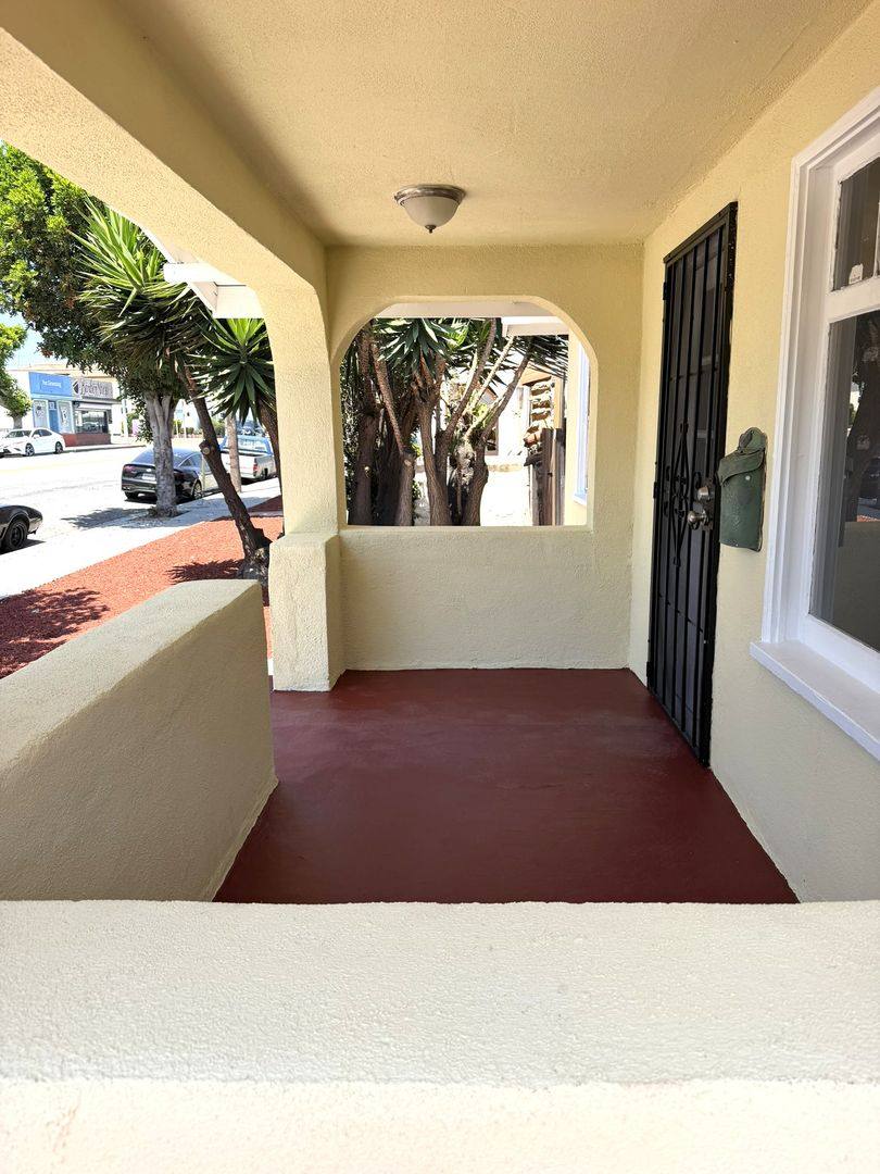 Apartment for rent at 1530 & 1532 S Gaffey St, San Pedro, CA 90731