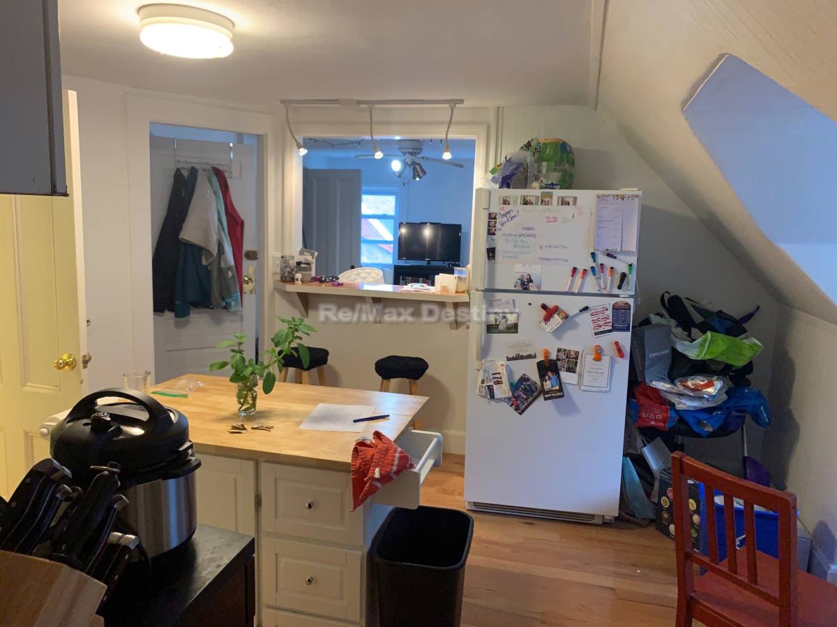 House for rent at 10 Stanford Terrace #3, Somerville, MA 02143