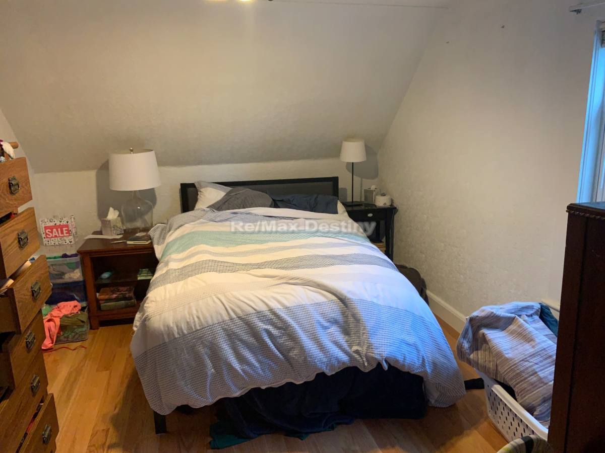 House for rent at 10 Stanford Terrace #3, Somerville, MA 02143