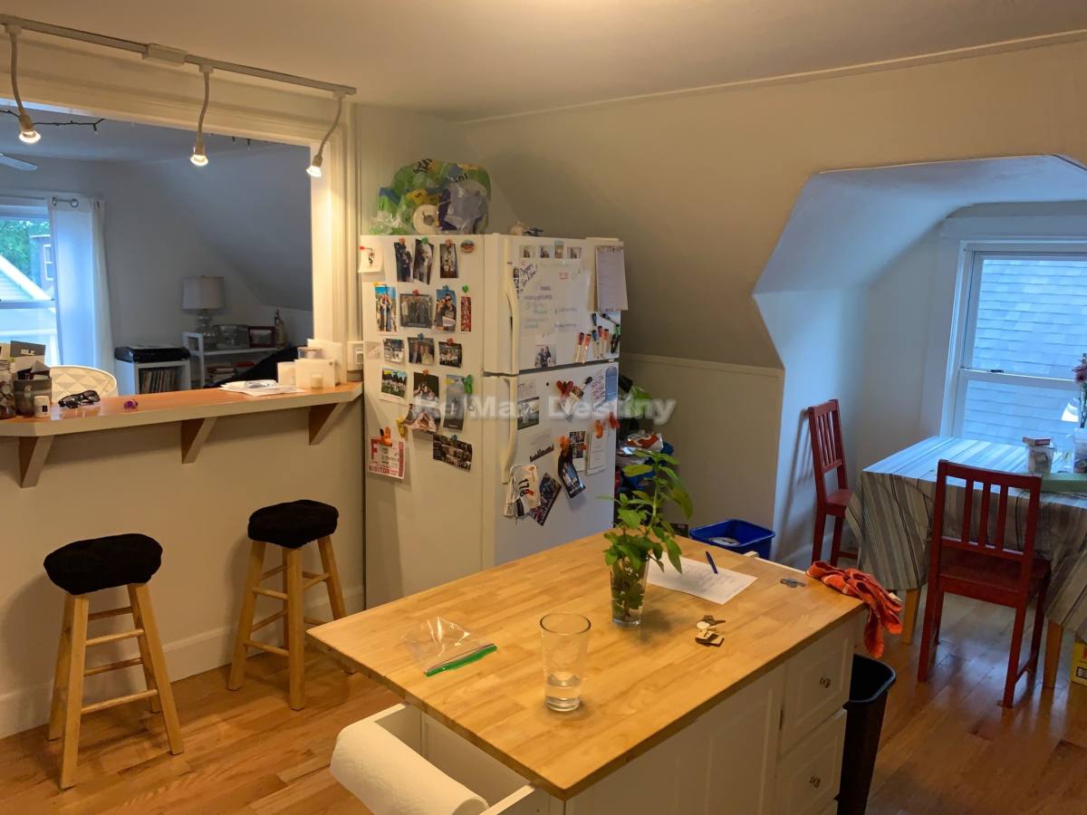 House for rent at 10 Stanford Terrace #3, Somerville, MA 02143