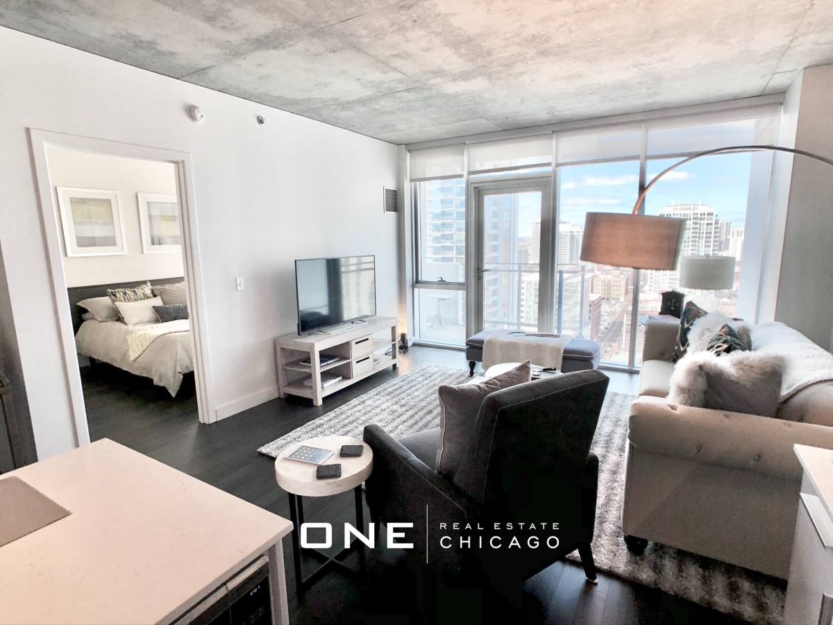 Apartment for rent at 232 W Illinois #5, Chicago, IL 60654