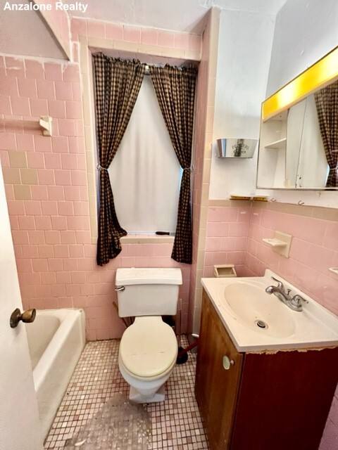 Apartment for rent at 31 Thacher St #5L, Boston, MA 02113