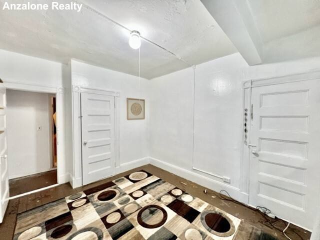 Apartment for rent at 31 Thacher St #5L, Boston, MA 02113