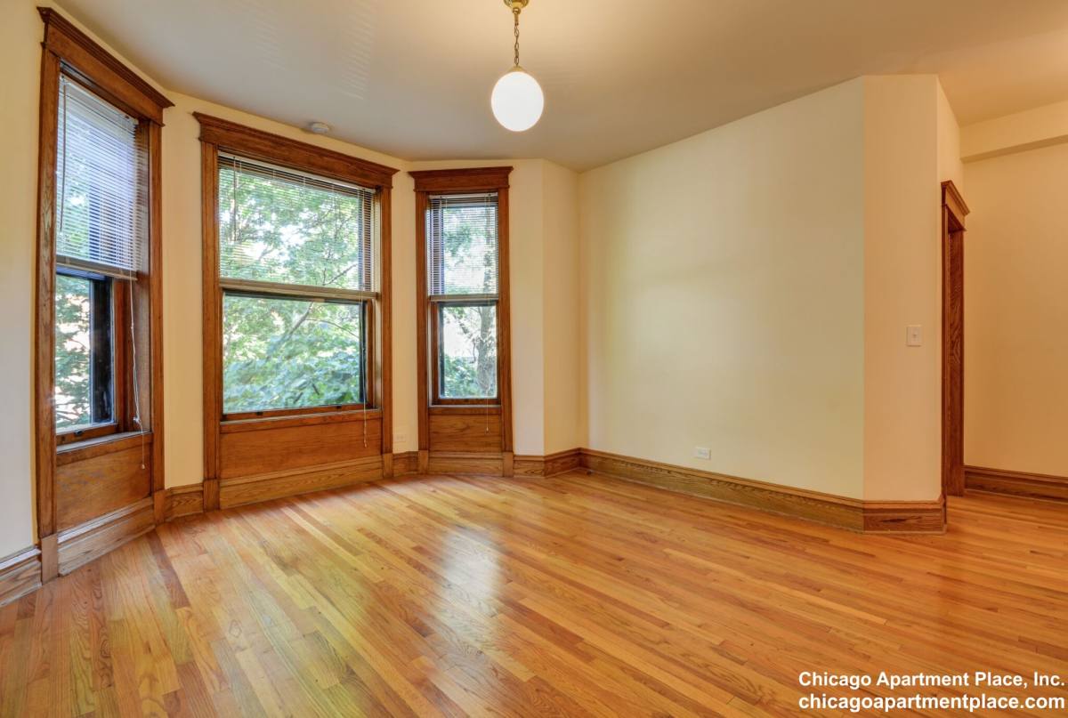 Apartment for rent at 3724 N Fremont St #3, Chicago, IL 60613
