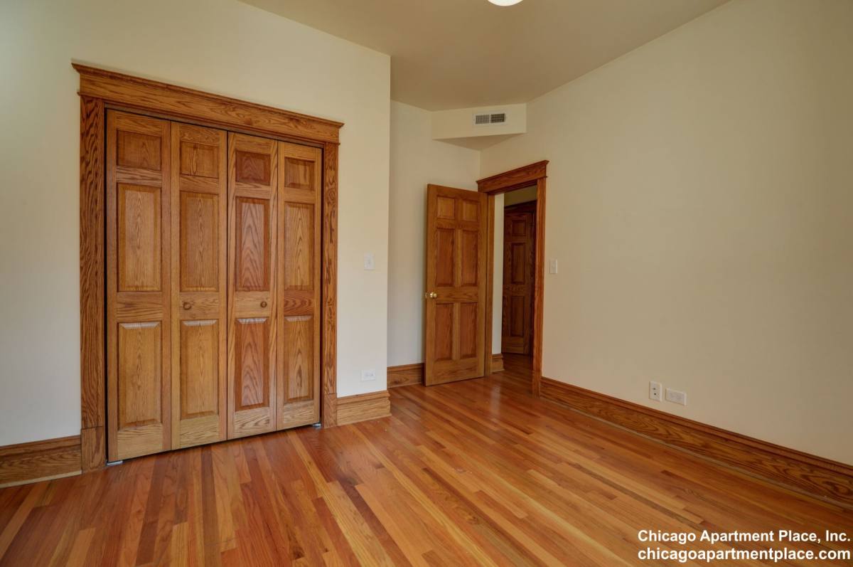 Apartment for rent at 3724 N Fremont St #3, Chicago, IL 60613