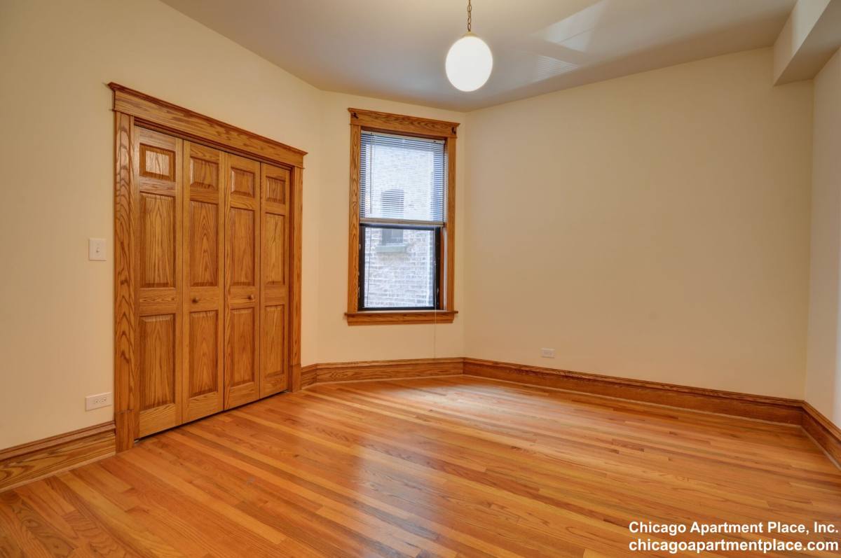 Apartment for rent at 3724 N Fremont St #3, Chicago, IL 60613