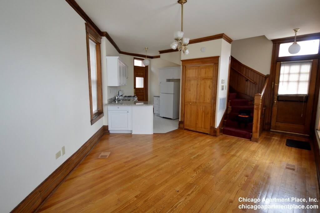 Townhouse for rent at 2329 N Halsted St #TH, Chicago, IL 60614
