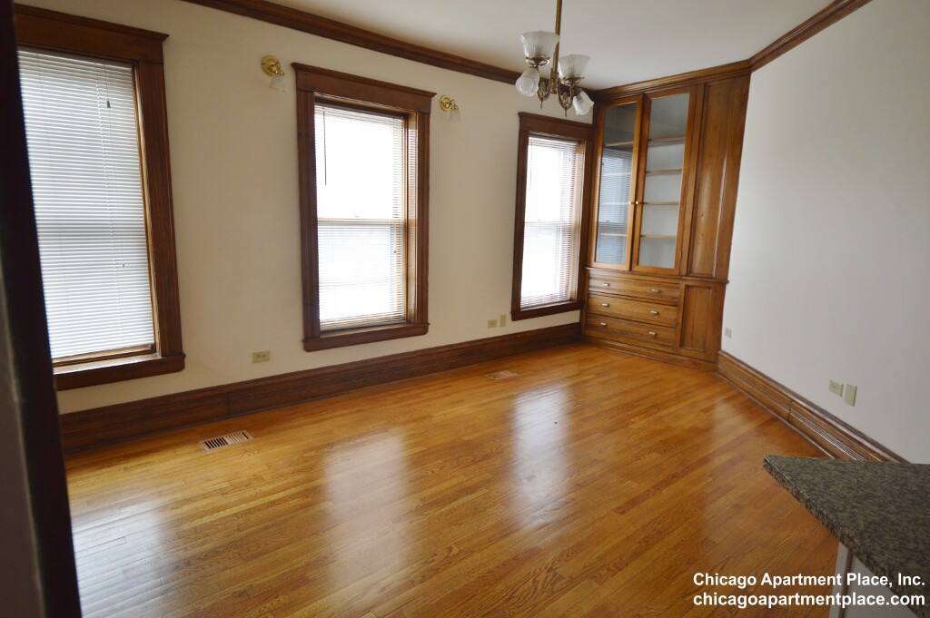 Townhouse for rent at 2329 N Halsted St #TH, Chicago, IL 60614