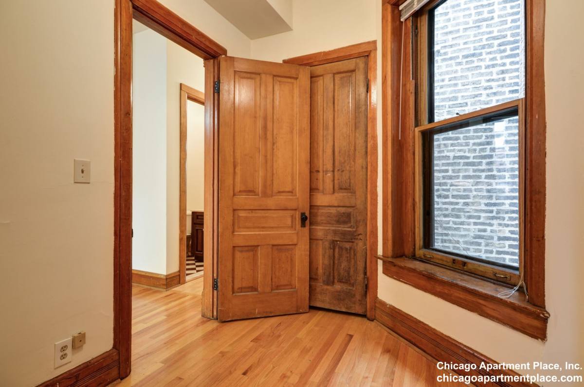 Apartment for rent at 1935 N Sheffield Ave #3F, Chicago, IL 60614