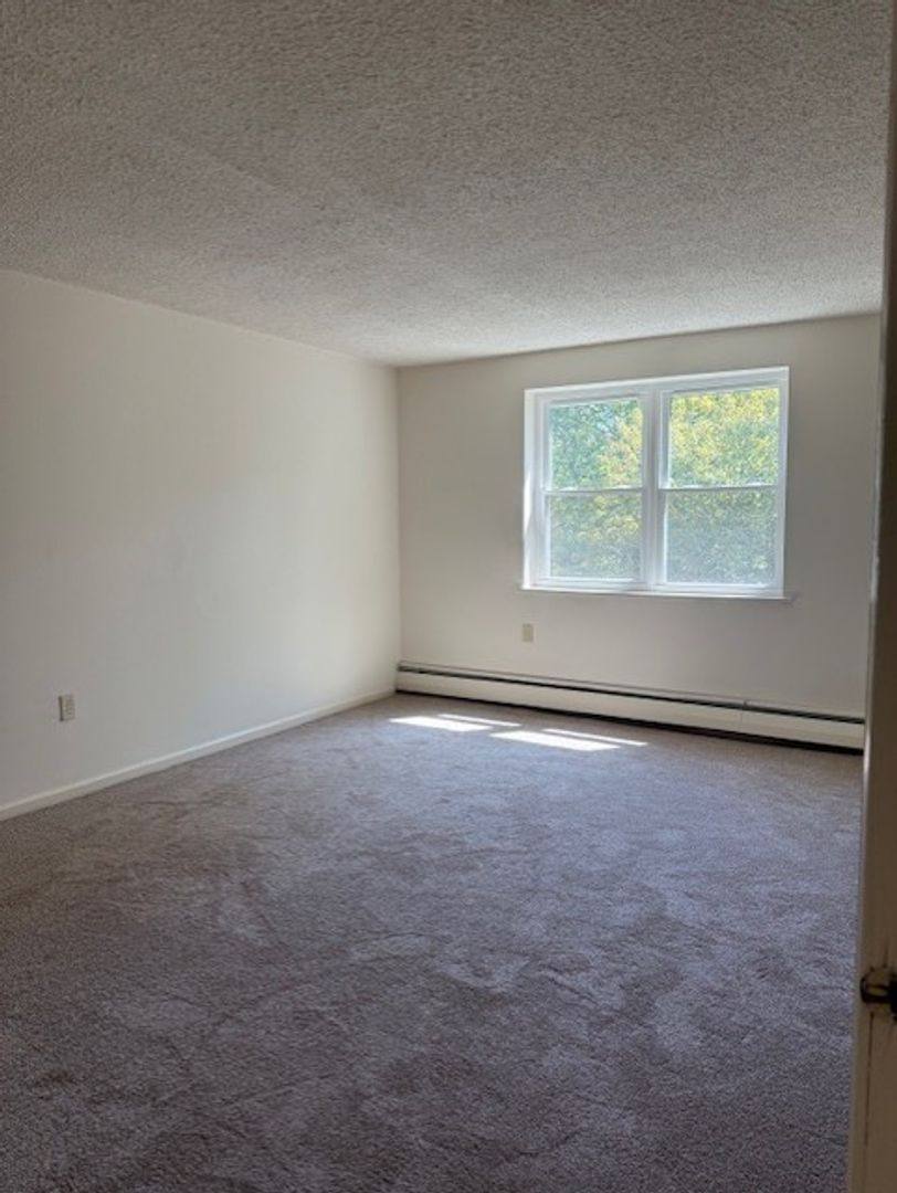 Apartment for rent at 322 Juniper St, Kennett Square, PA 19348