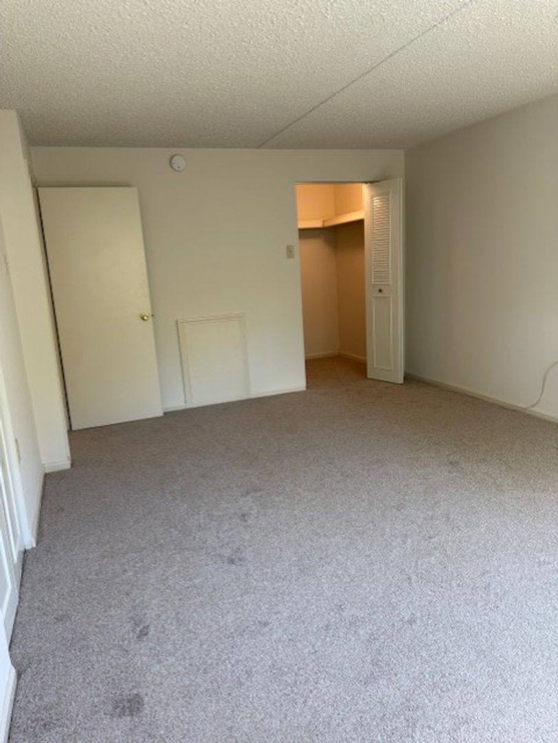 Apartment for rent at 322 Juniper St, Kennett Square, PA 19348