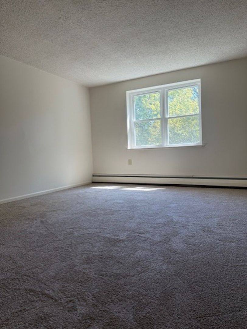 Apartment for rent at 322 Juniper St, Kennett Square, PA 19348