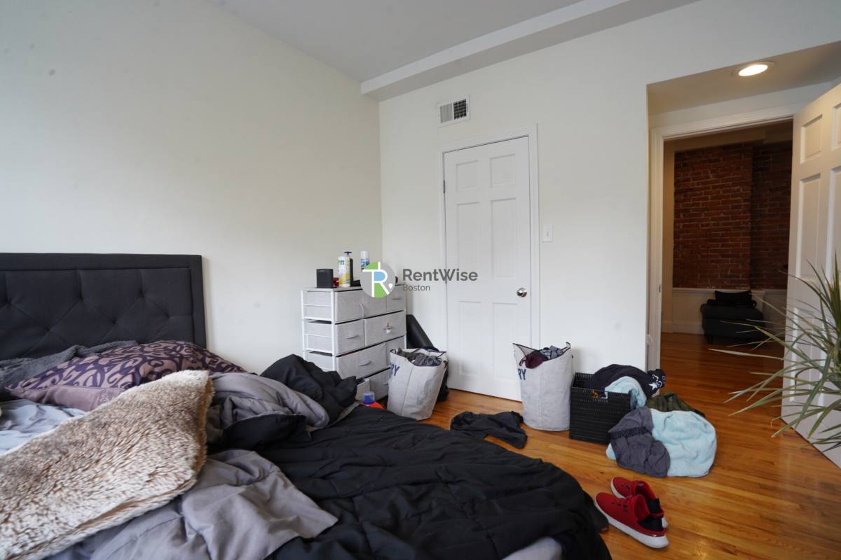 Apartment for rent at 10 Brainerd Rd #38, Allston, MA 02134