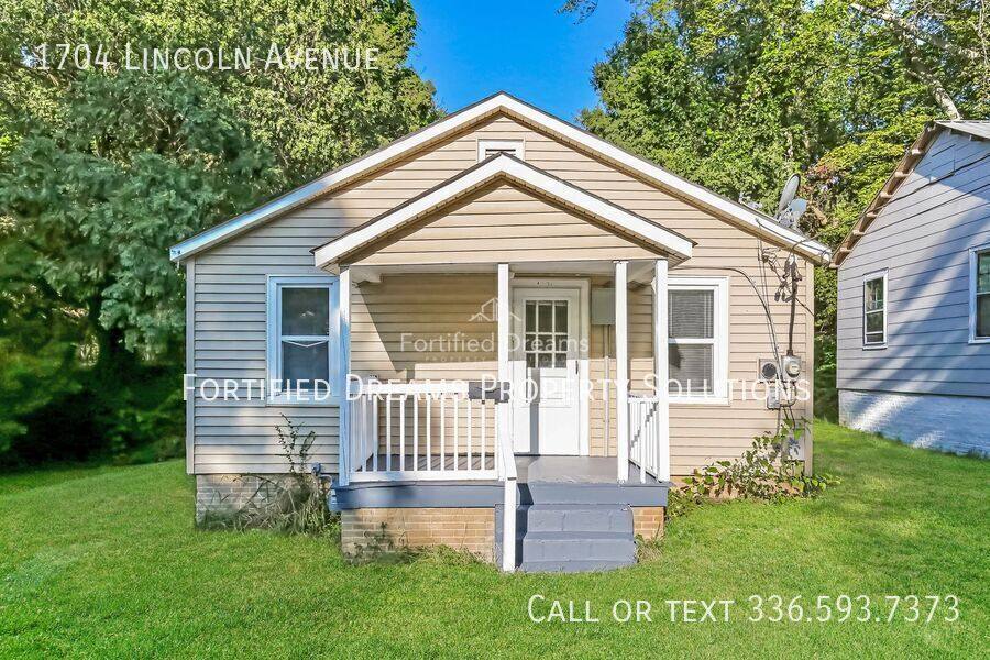 House for rent at 1704 Lincoln Ave, Winston Salem, NC 27105