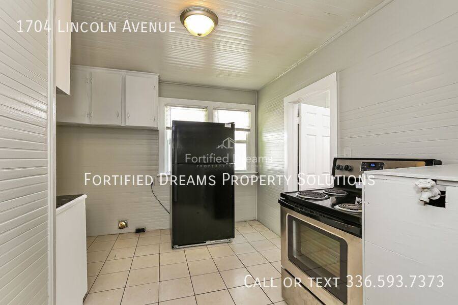 House for rent at 1704 Lincoln Ave, Winston Salem, NC 27105
