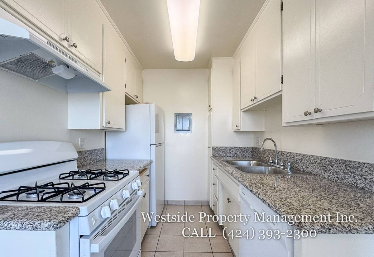 Apartment for rent at 1755 Purdue Ave #309, Los Angeles, CA 90025